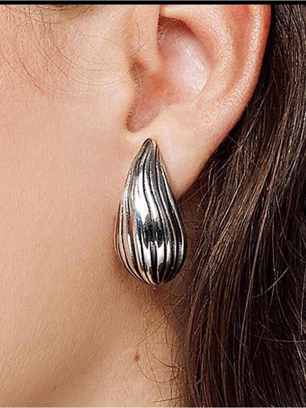 New Or Paz sterling silver earrings 1 1/4” x 3/4” - Picture 2 of 6